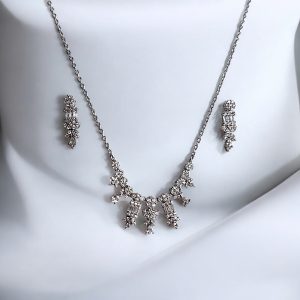 نیمست زنانه سواروسکی طرح جواهر مدل باگت