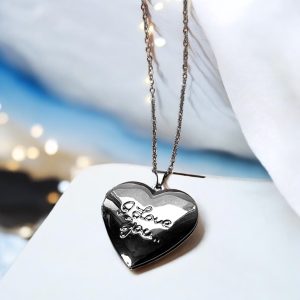 گردنبند لاکت عکس مدل قلب love