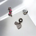اویز پاندورا