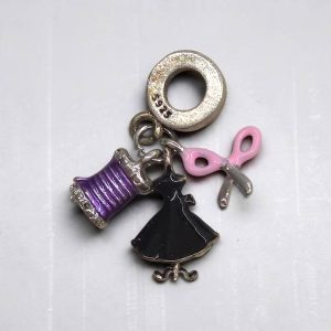 چارم  پاندورا مدل طراح لباس