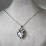 گردنبند لاکت عکس توت فرنگی