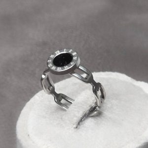 انگشتر استیل مدل بولگاری رنگ نقره ای کد02