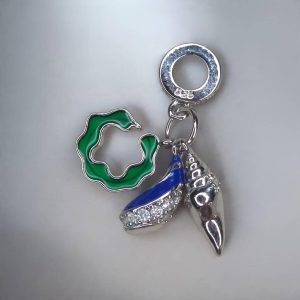 چارم پاندورا مدل گوش ماهی استیل